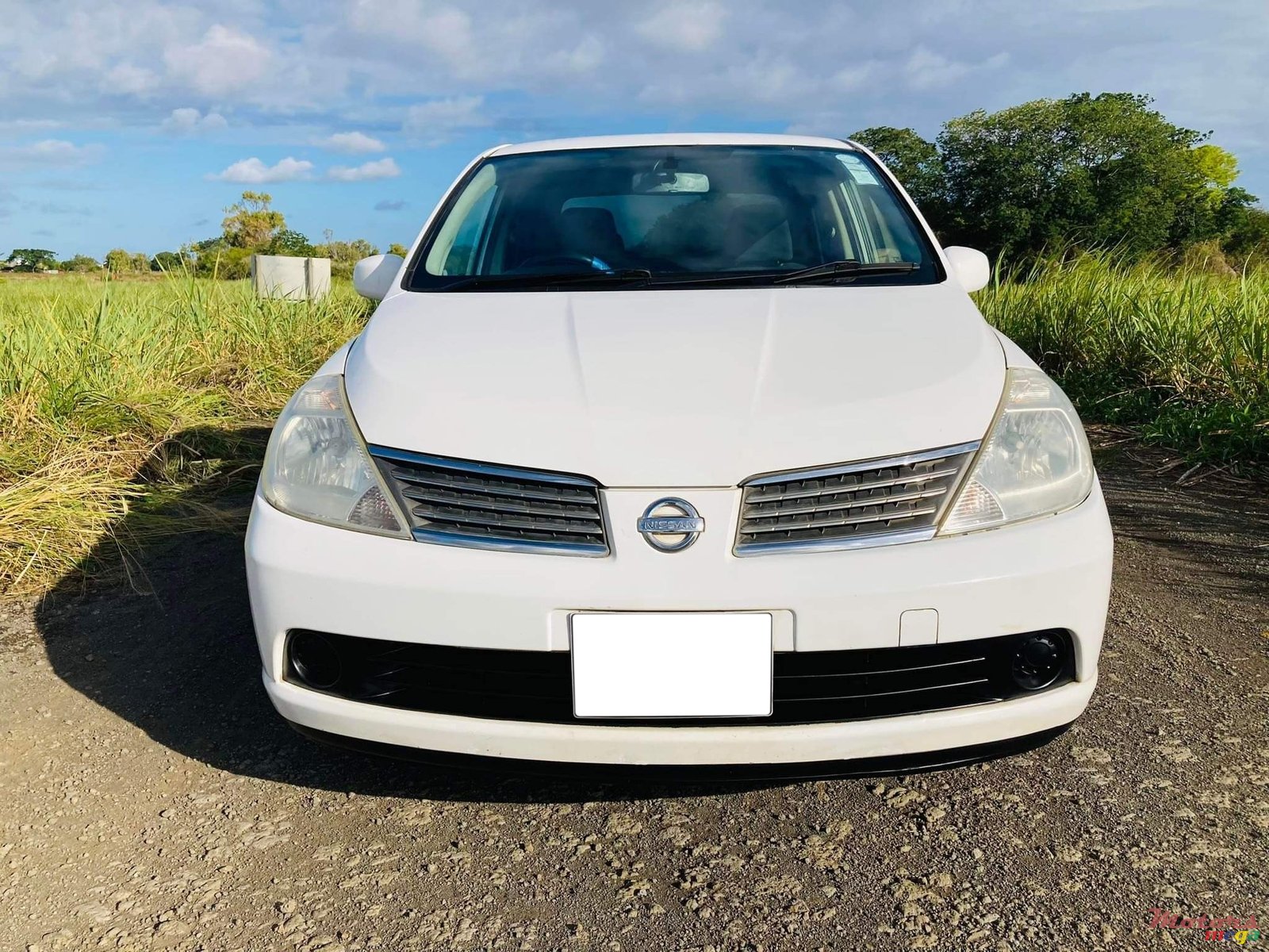 2006' Nissan Tiida photo #3