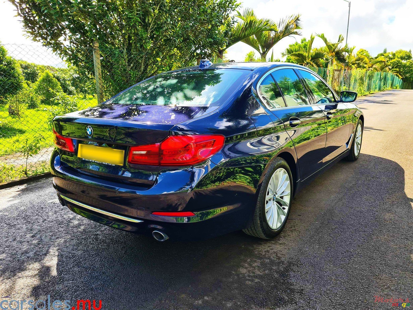 2017' BMW 530 e Luxury Line photo #4