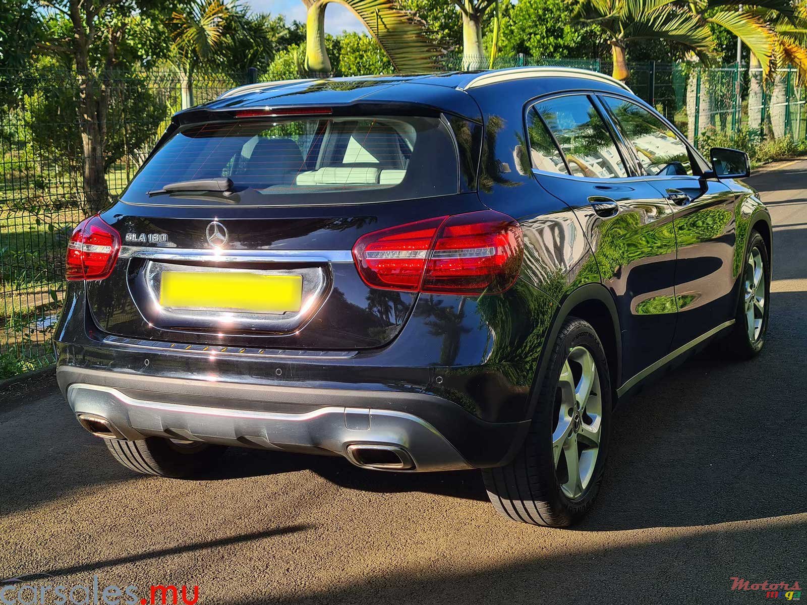 2020' Mercedes-Benz GLA 180 Urban photo #4