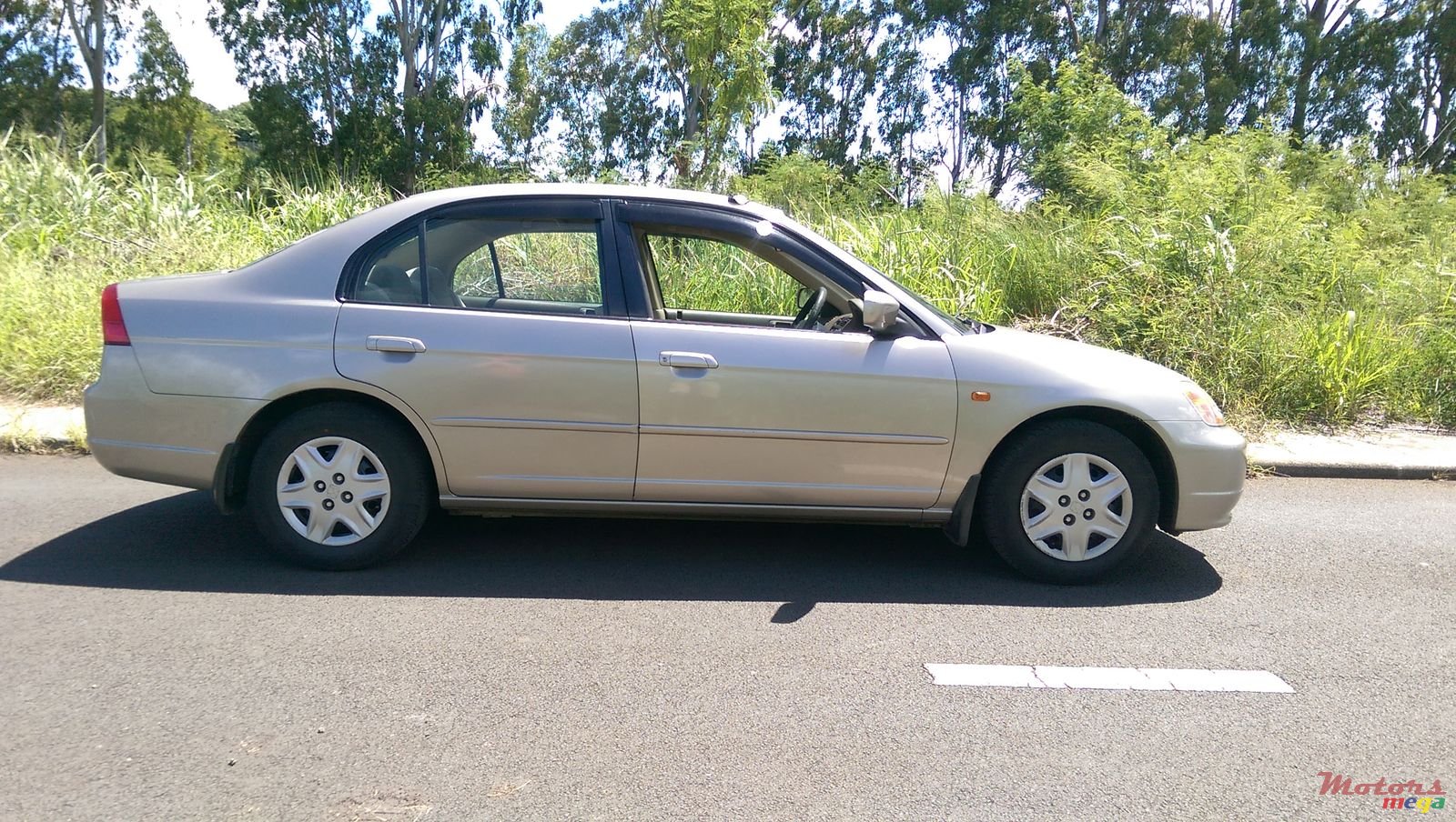 2002' Honda Civic EXI photo #4