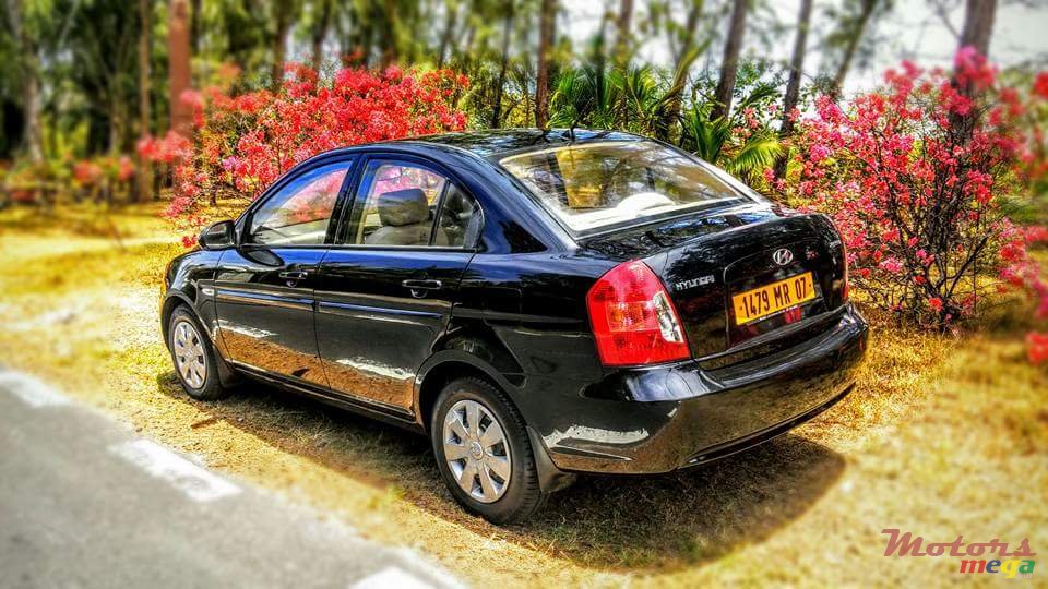 2007' Hyundai Accent photo #3