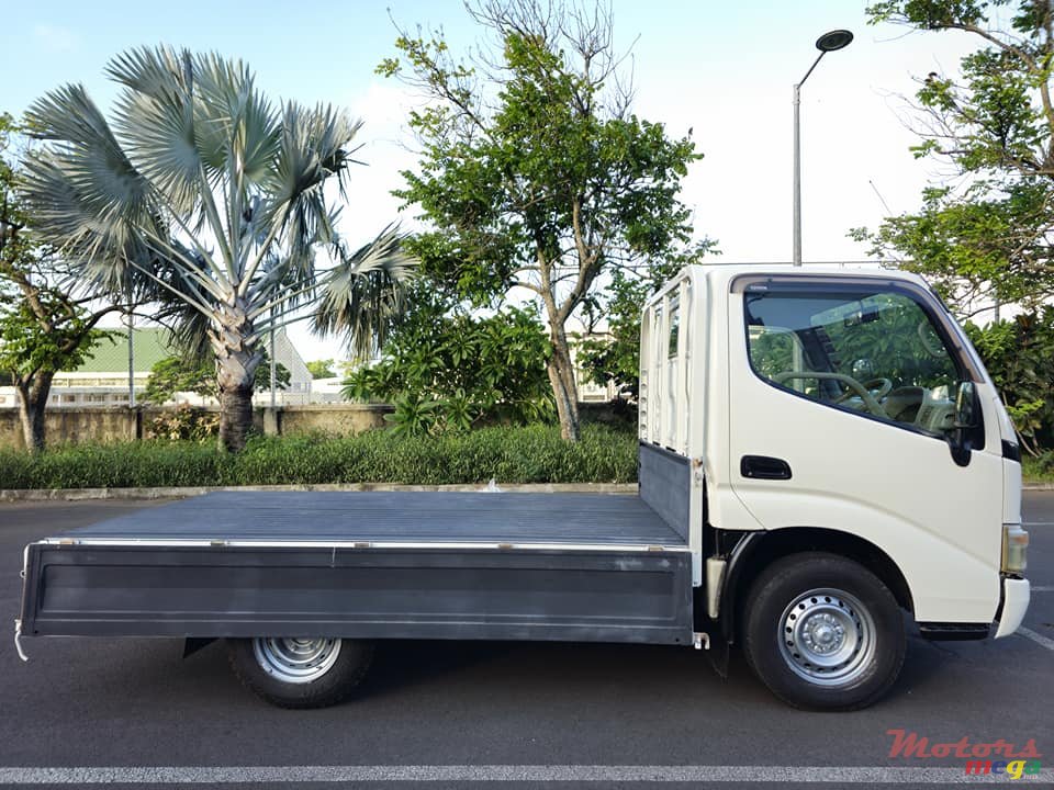 2008' Toyota Dyna photo #7