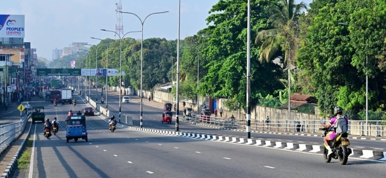 Le Sri Lanka mercredi au ralenti pour économiser sa précieuse énergie