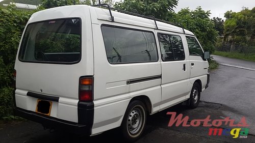 2007' Mitsubishi L300 photo #1