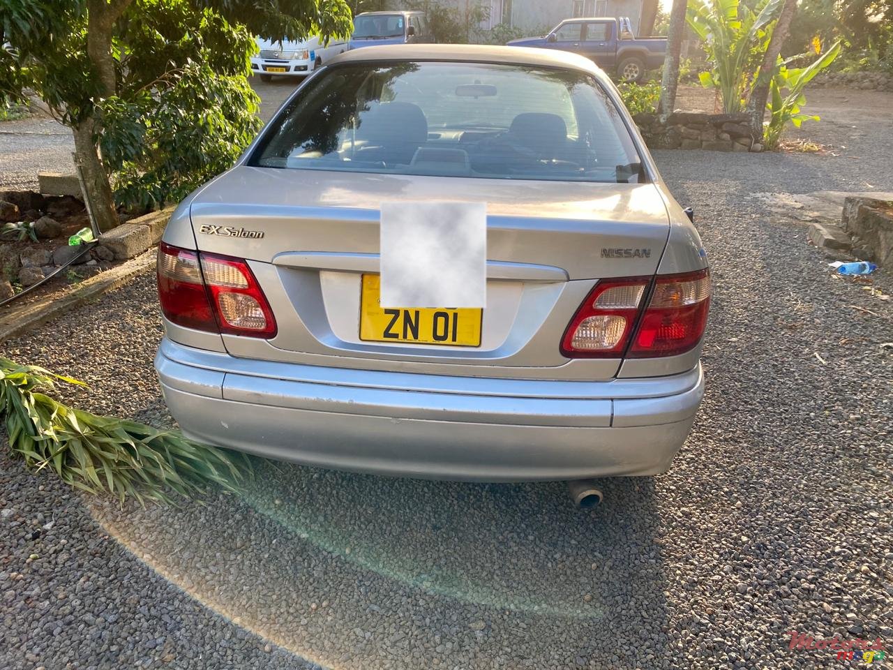 2001' Nissan Sunny photo #3