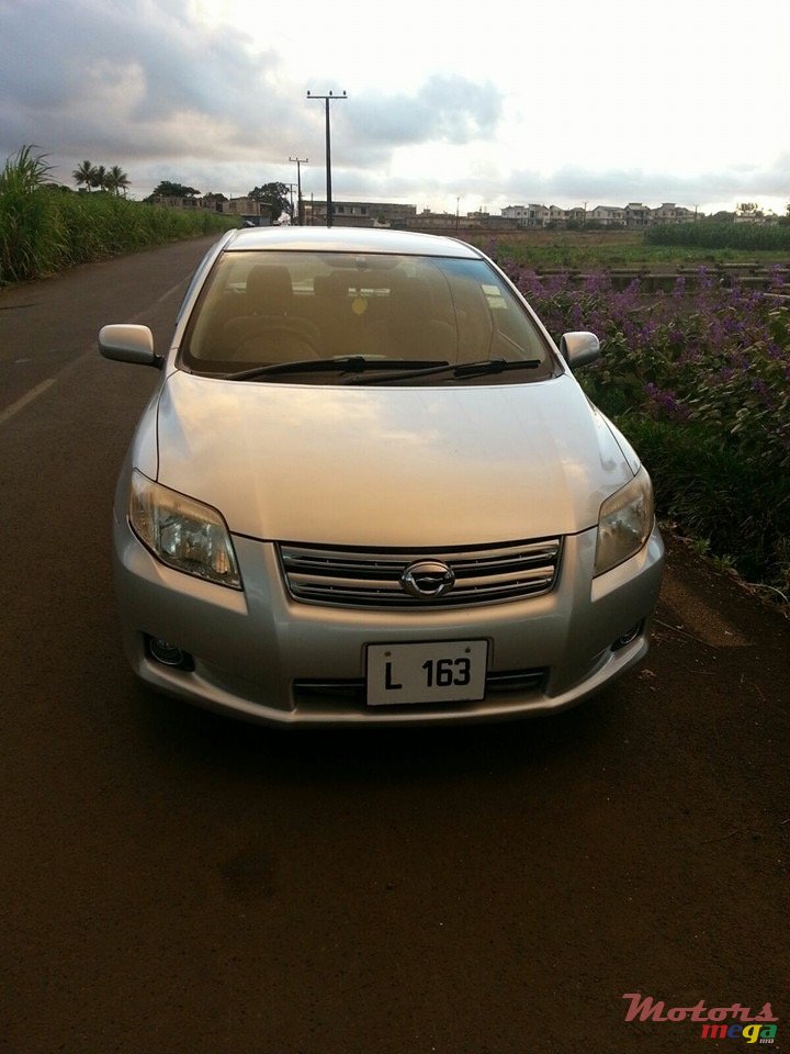 2007' Toyota Axio photo #1