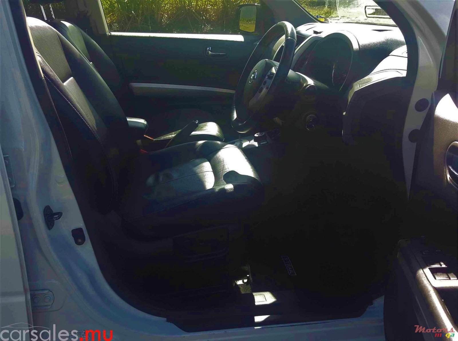 2010' Nissan X-Trail 2.5 4WD photo #5