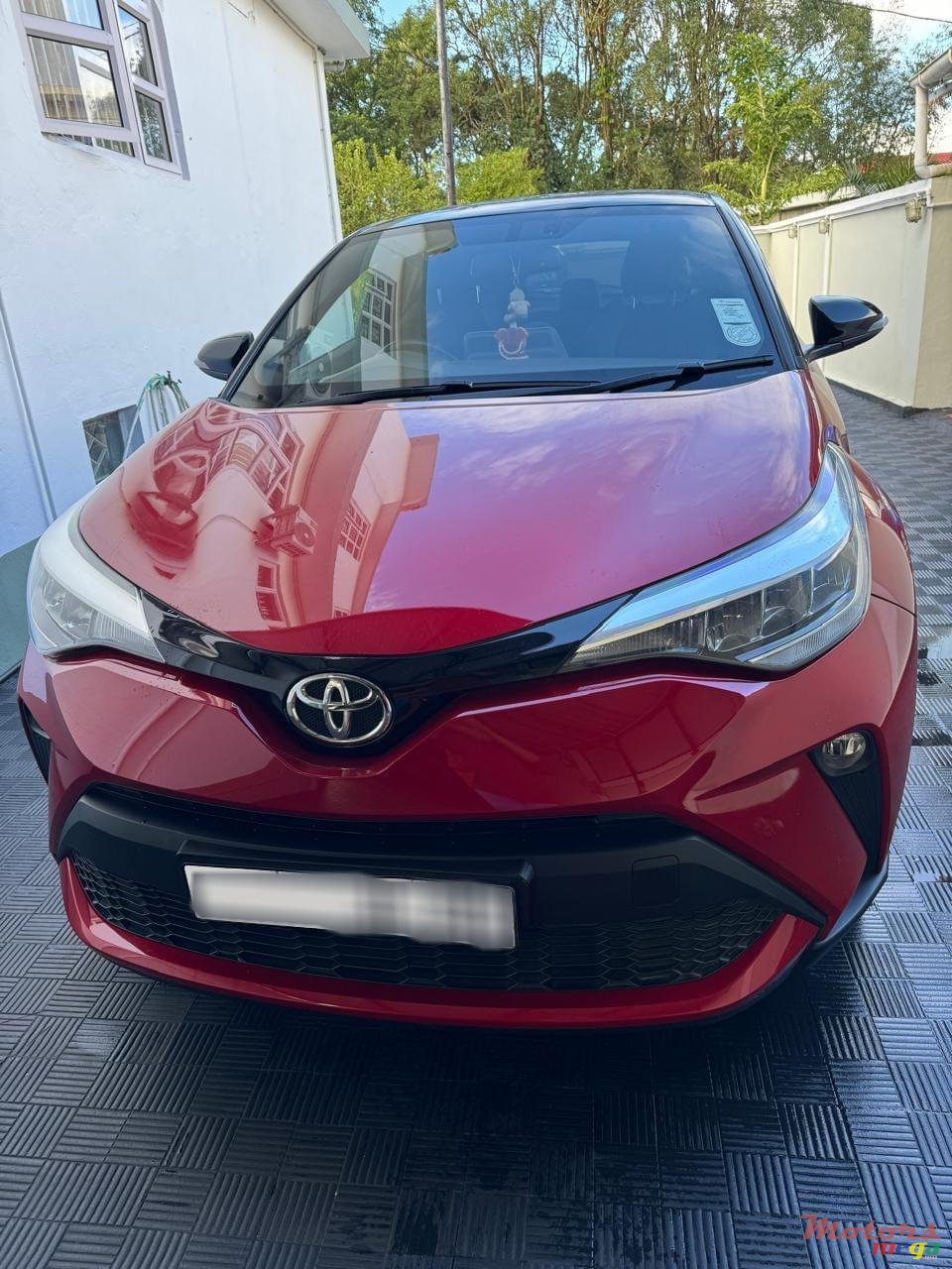 2020' Toyota C-HR photo #1