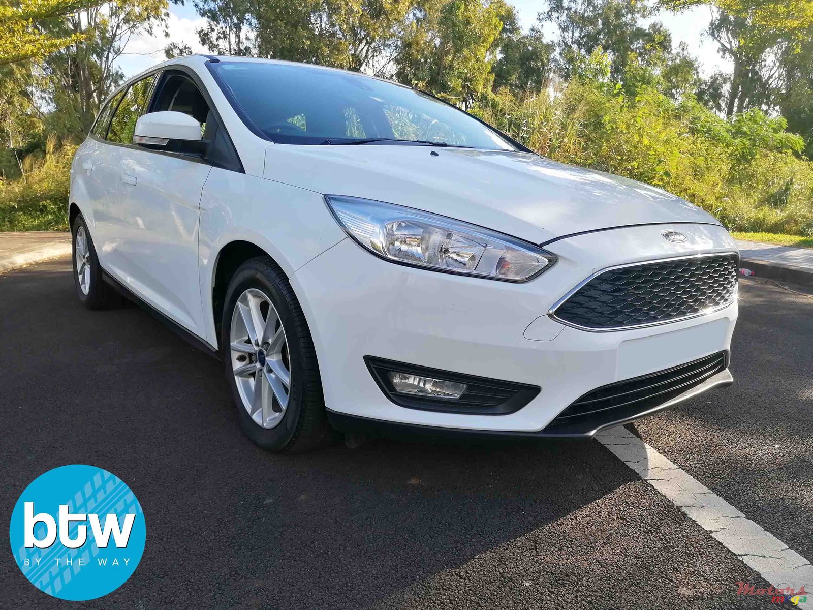 2017' Ford Focus photo #1