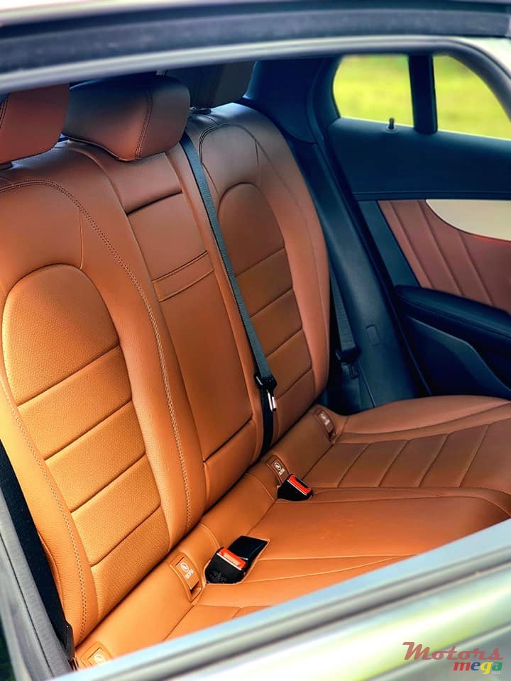 2023' Mercedes-Benz GLC 300 photo #5