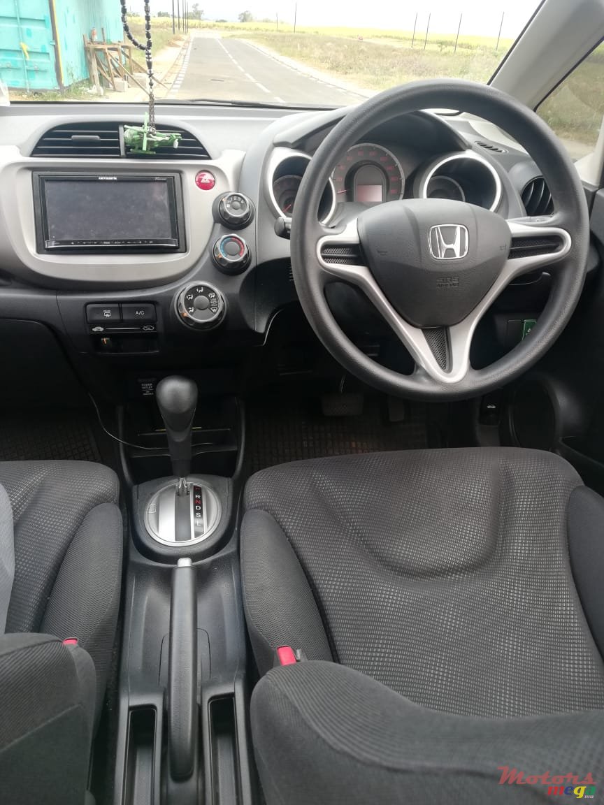2013' Honda Fit photo #1