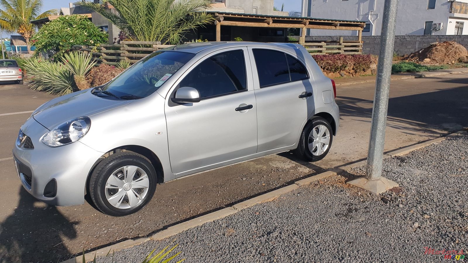 2017' Nissan March photo #6