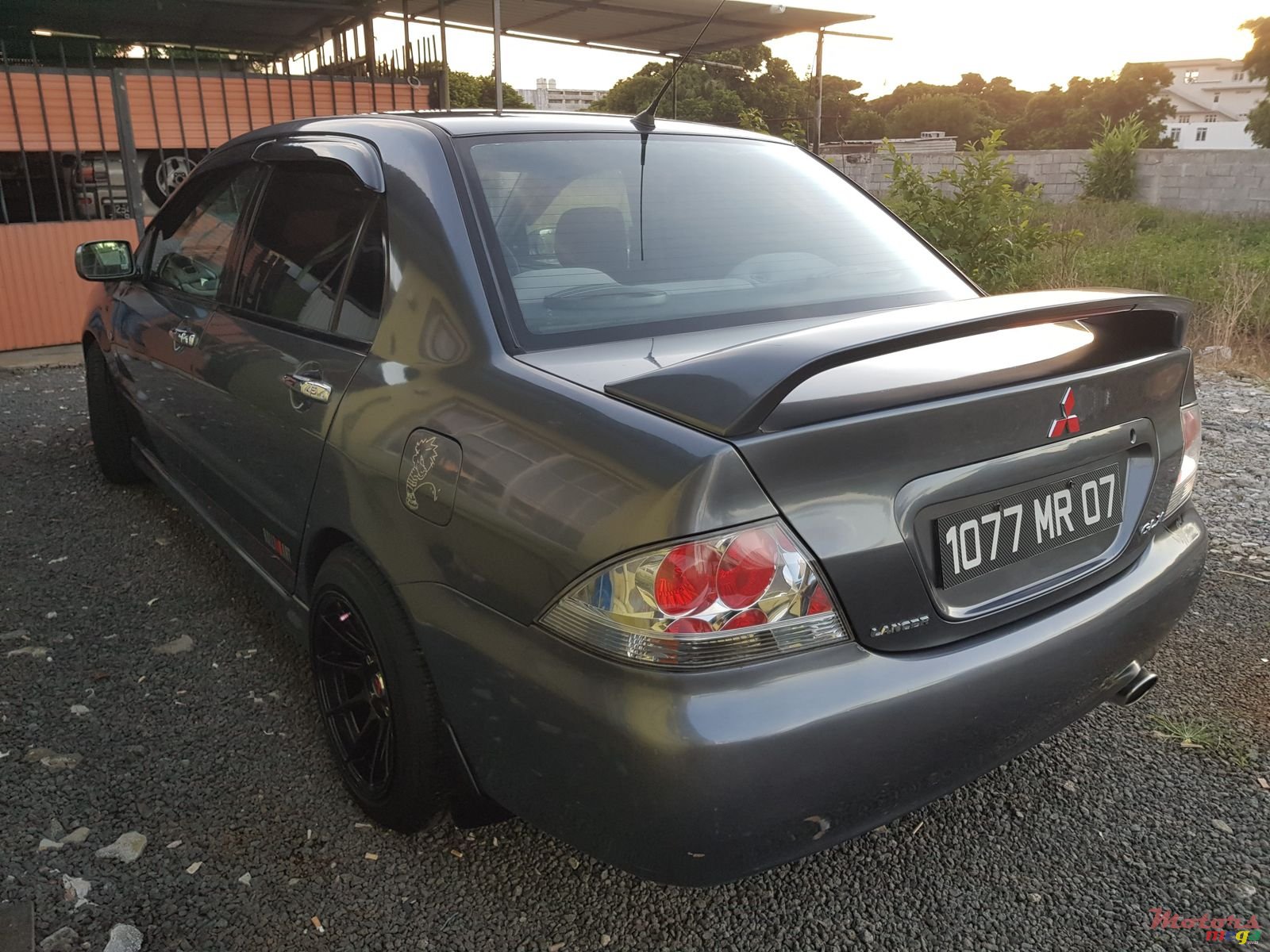 2007' Mitsubishi Lancer photo #1