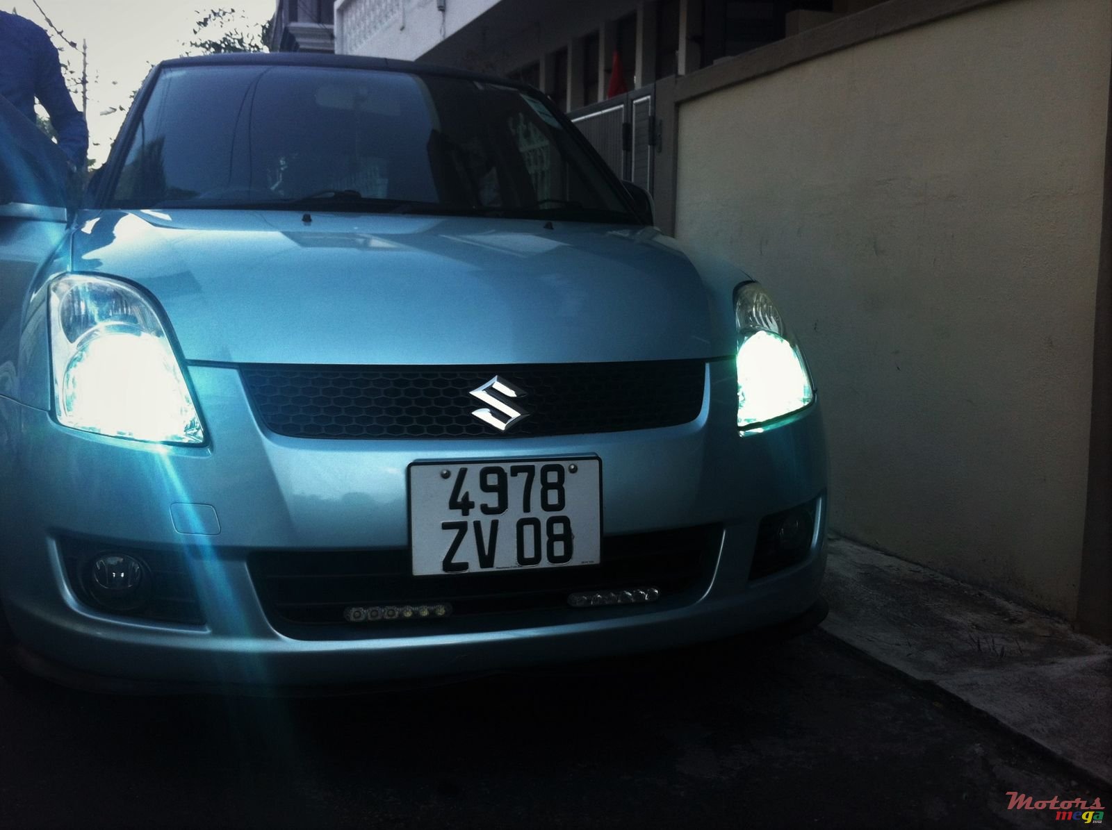 2008' Suzuki Swift photo #1