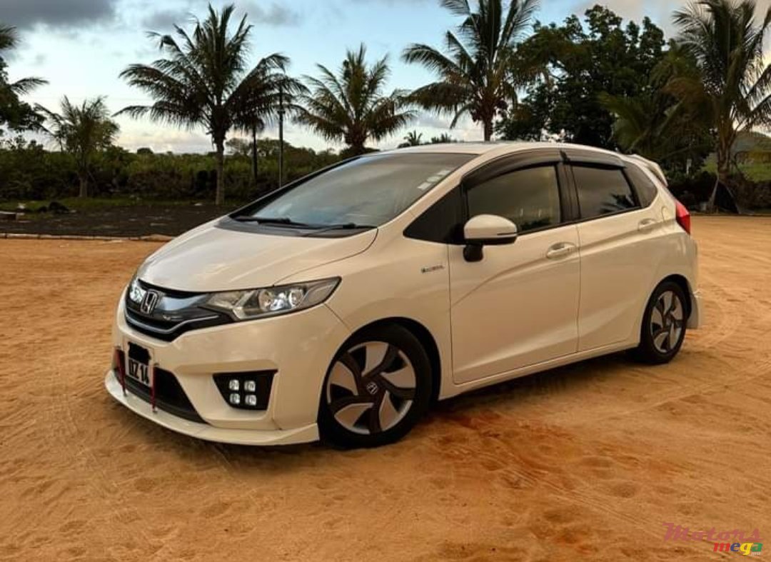 2014' Honda Fit L package photo #1