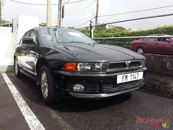 2005' Mitsubishi Galant photo #1