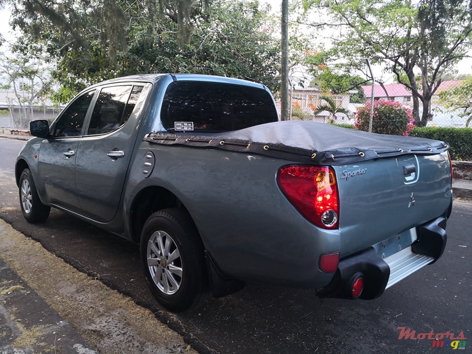 2008' Mitsubishi Triton photo #5