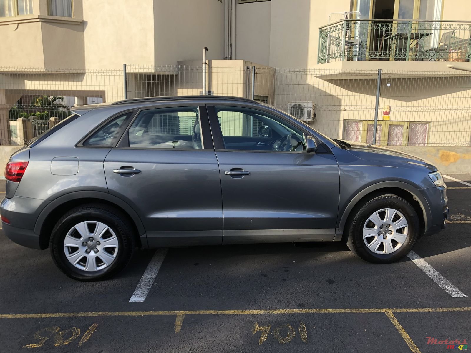 2013' Audi Q3 photo #1