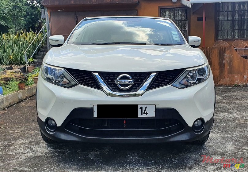 2014' Nissan Qashqai J11 photo #1