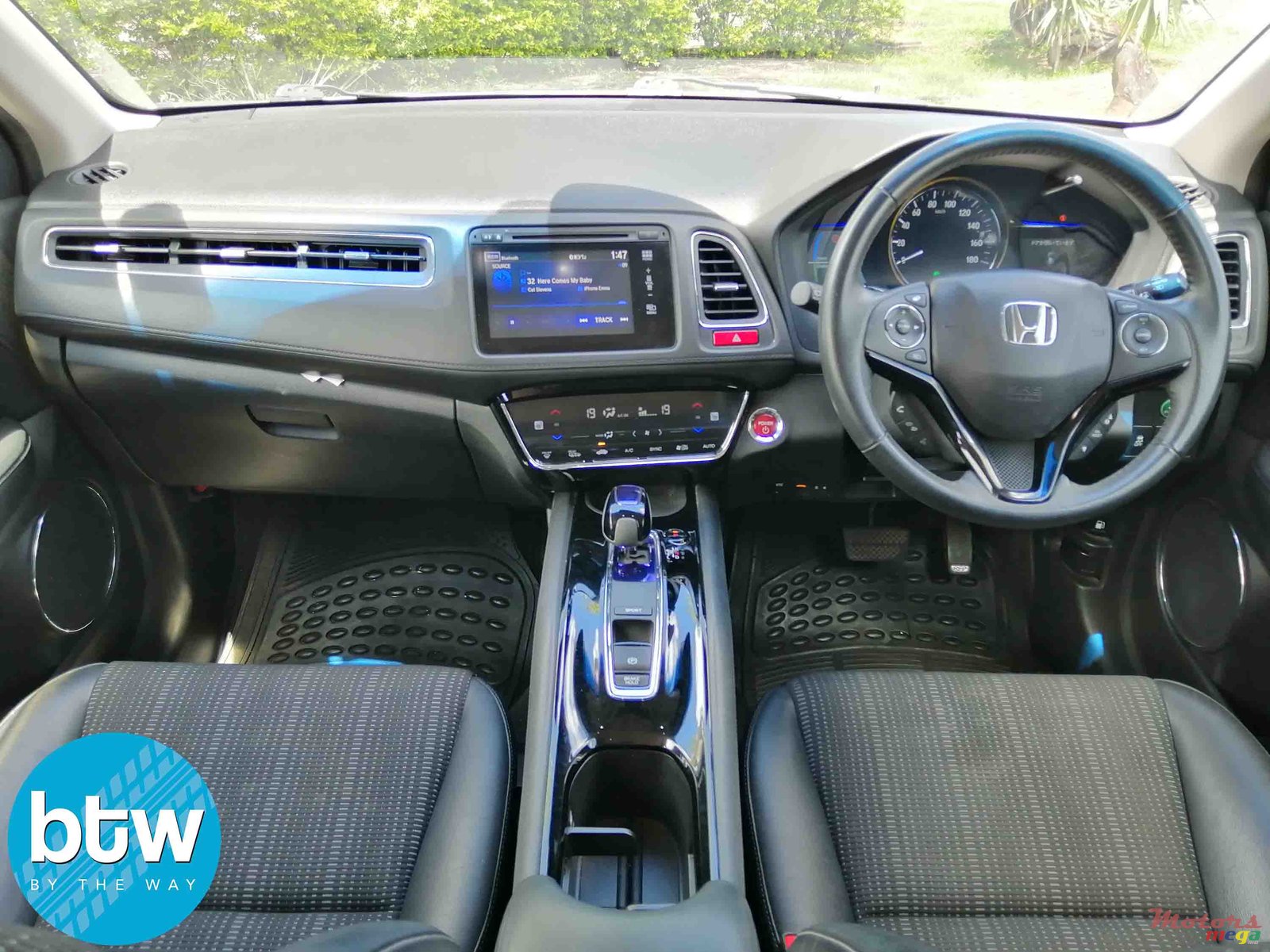 2014' Honda CR-X photo #6