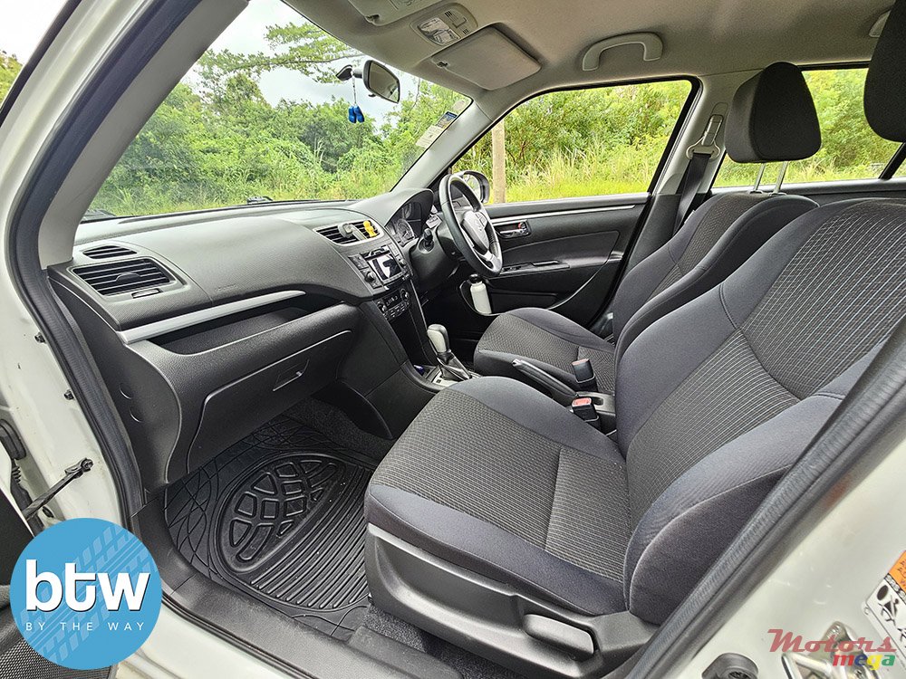 2016' Suzuki Swift photo #5