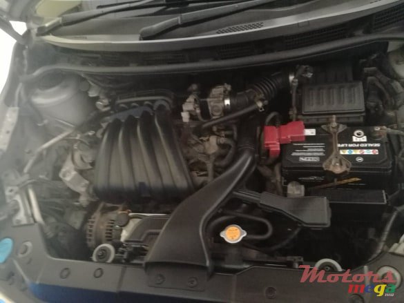 2006' Nissan Tiida photo #4