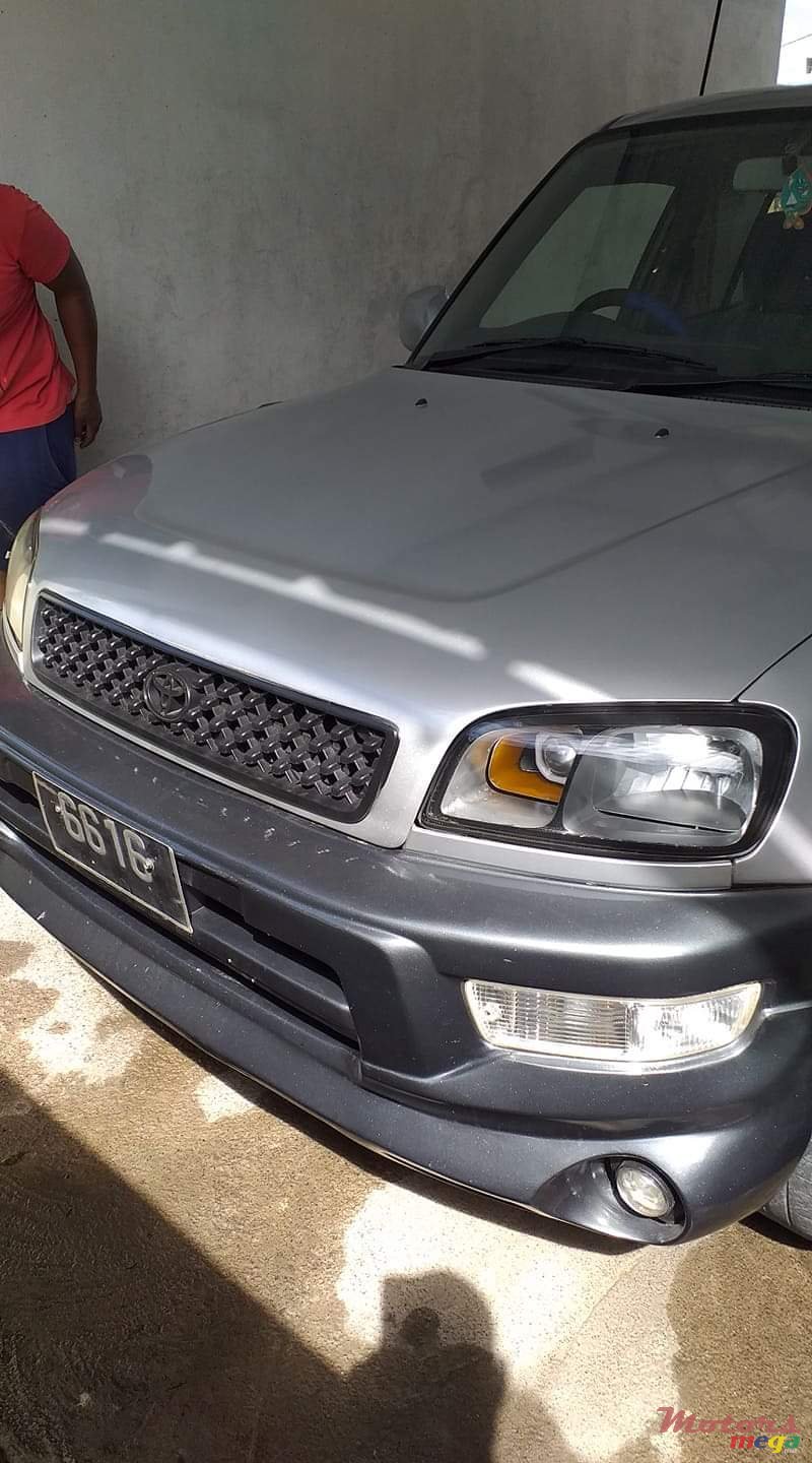 1998' Toyota RAV4 photo #6