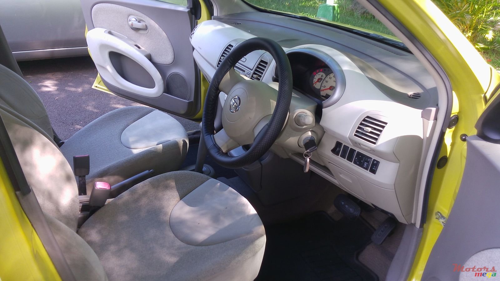 2006' Nissan March photo #5