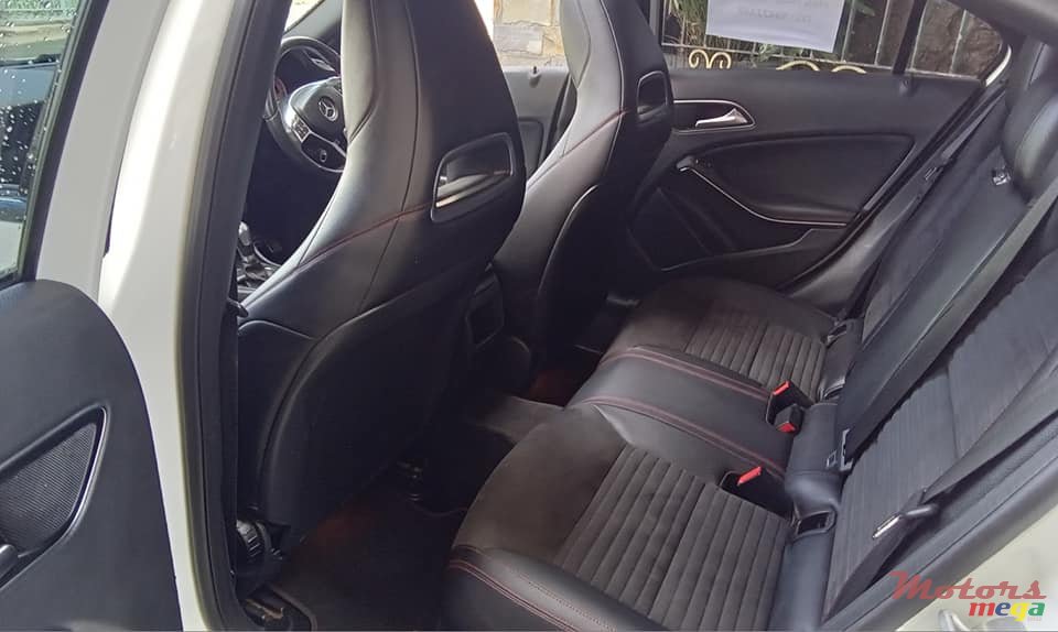 2014' Mercedes-Benz A 200 AMG PACK photo #1