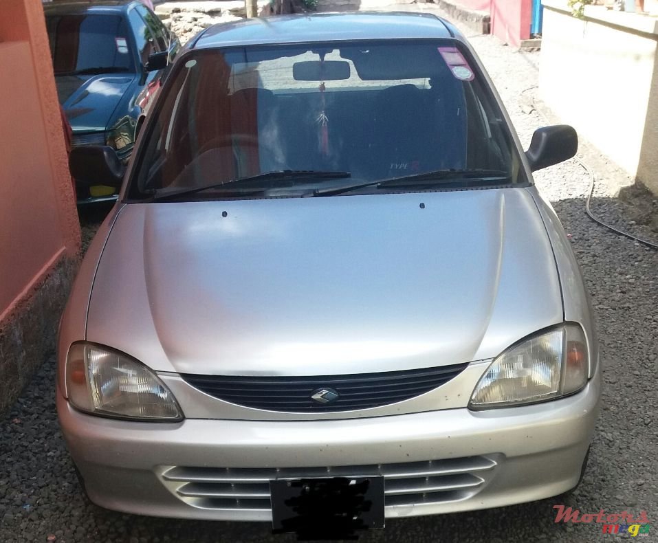 1997' Daihatsu Charade photo #1