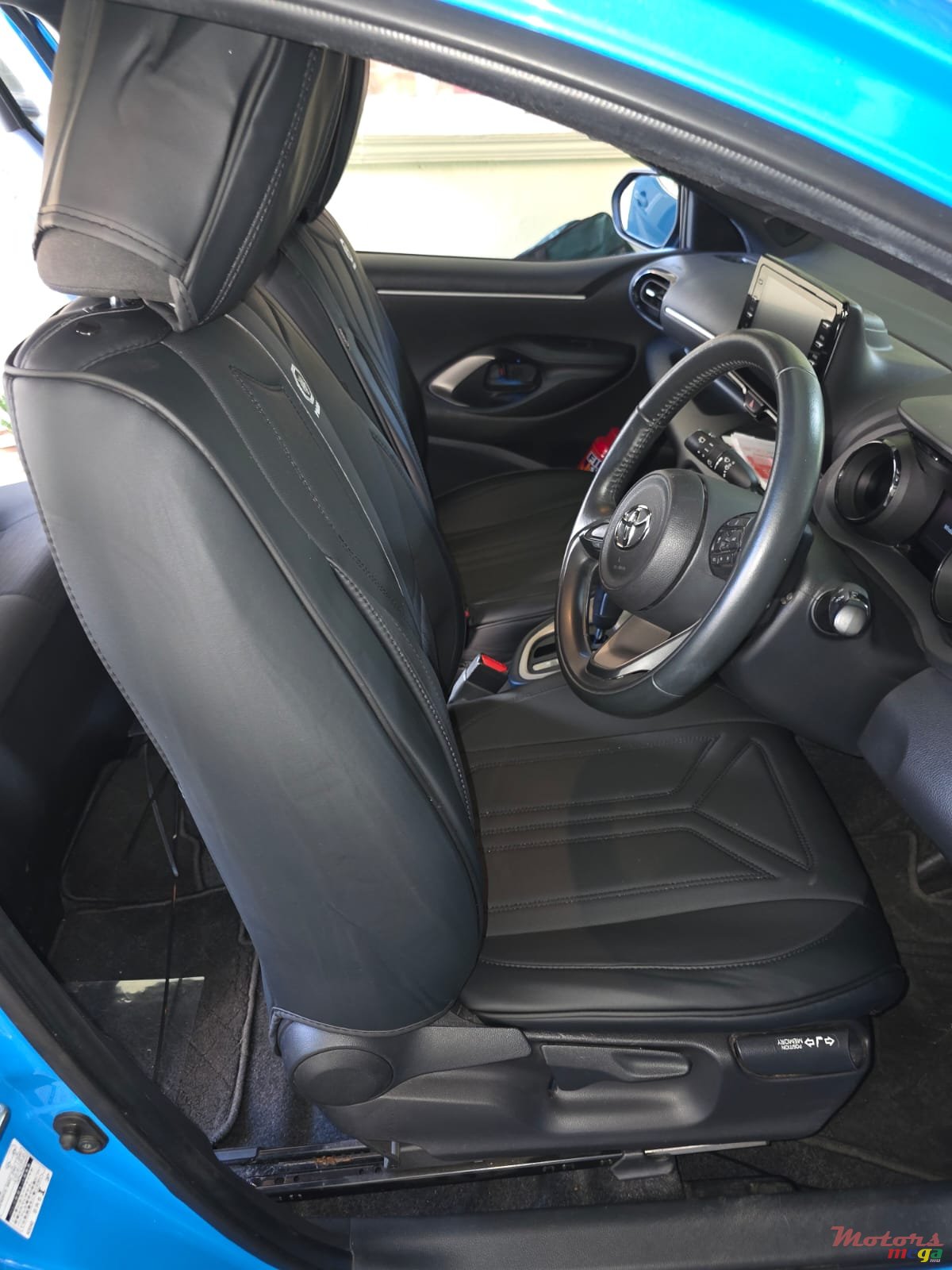2021' Toyota Yaris photo #1
