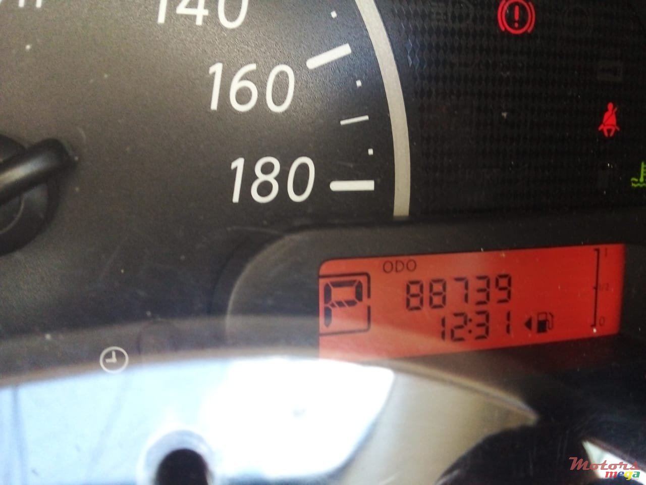 2013' Nissan March photo #5