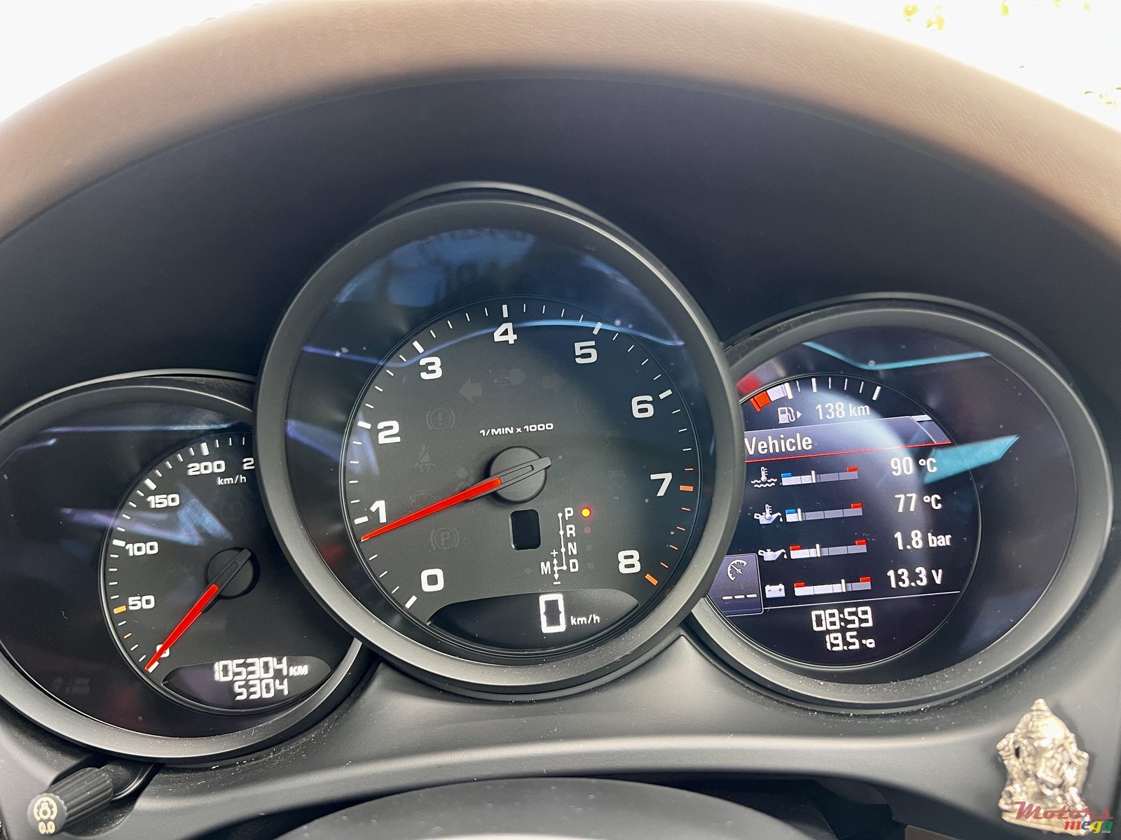 2017' Porsche Macan photo #6