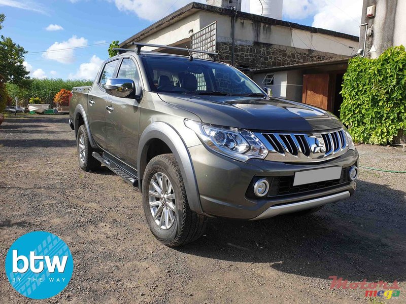 2017' Mitsubishi L 200 Sportero photo #1