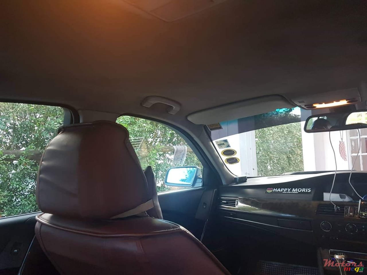 2004' BMW 520 E60 photo #7