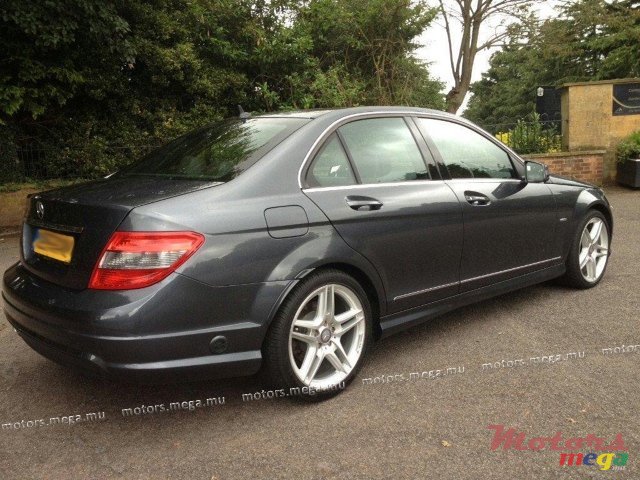 2009' Mercedes-Benz C180 Amg Kompressor photo #2