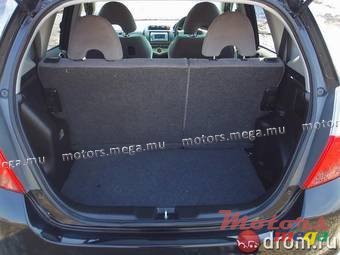 2004' Honda photo #3