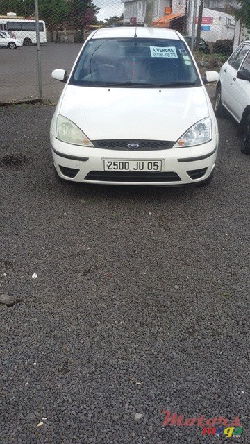 2005' Ford Focus photo #3