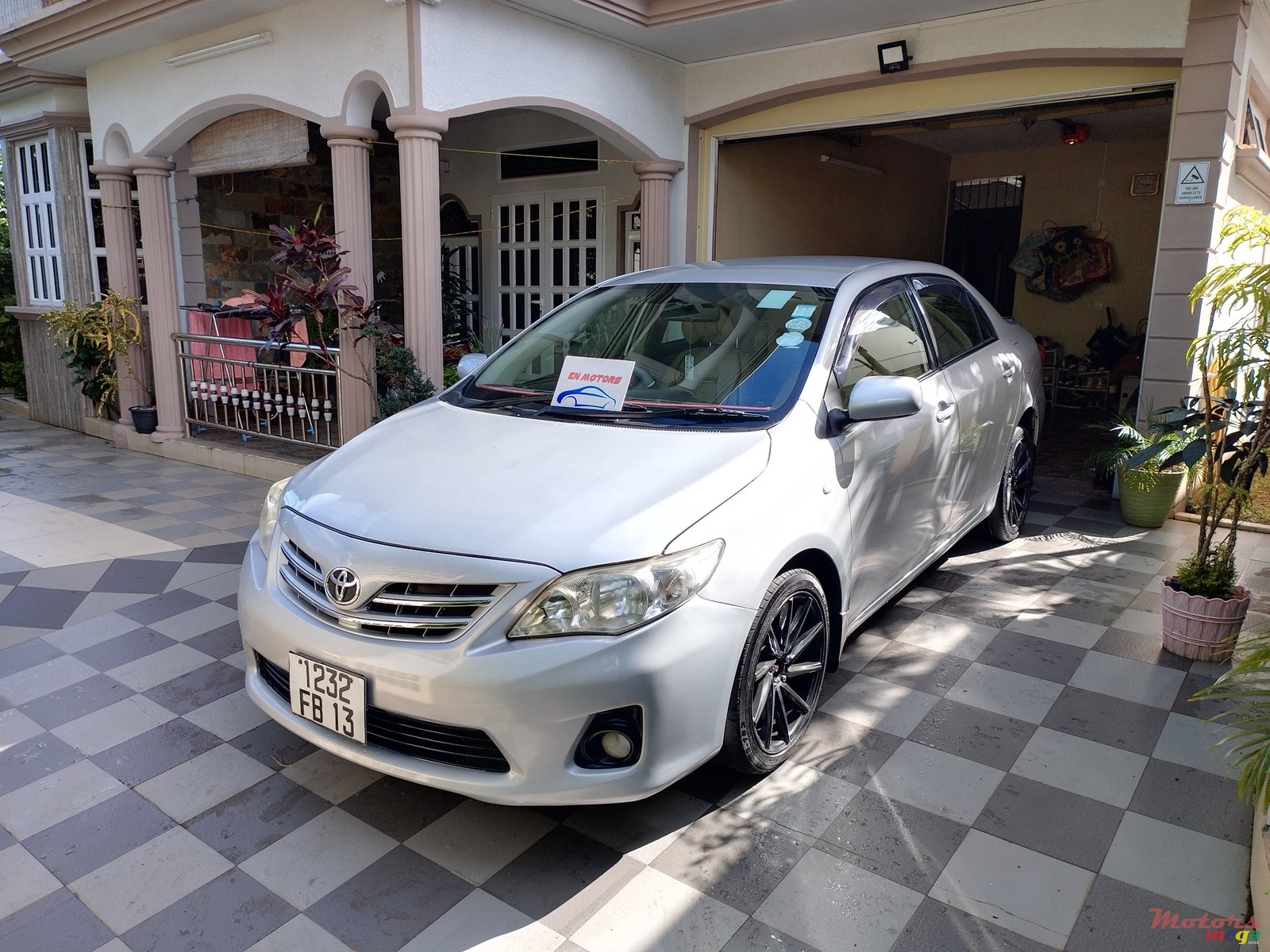 2013' Toyota Corolla photo #7