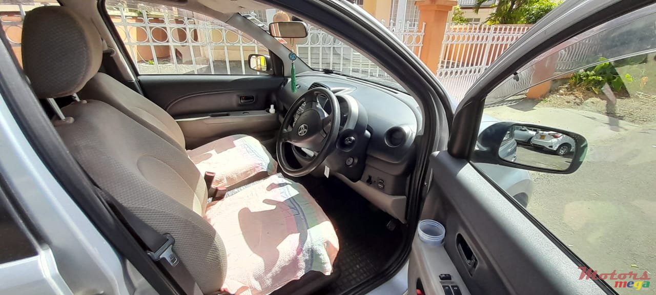 2006' Toyota Passo photo #6