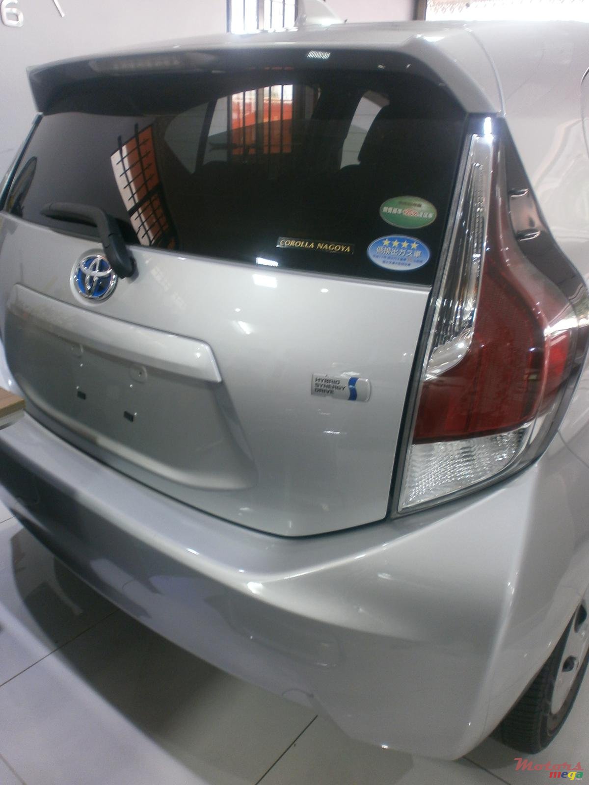 2016' Toyota Aqua photo #7