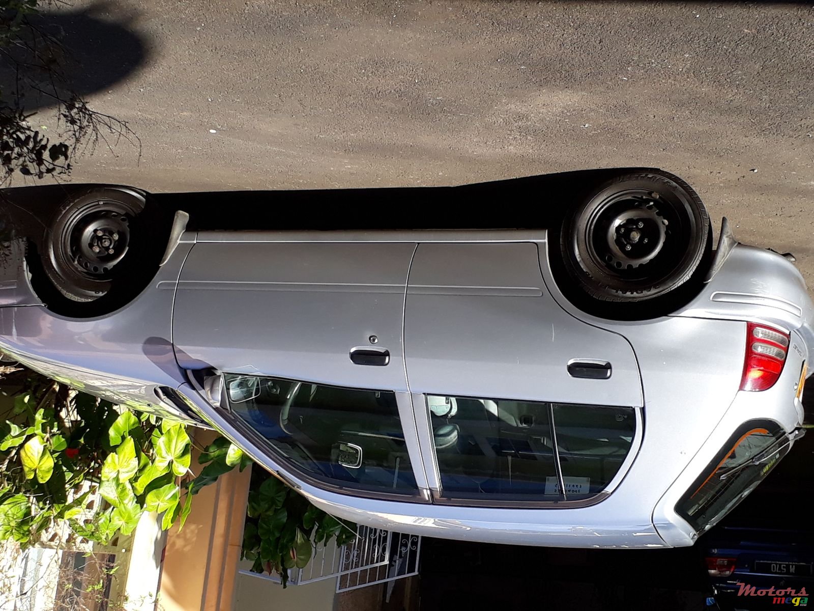 1999' Toyota Starlet photo #4