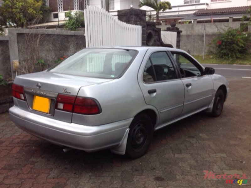 1998' Nissan Sunny photo #2