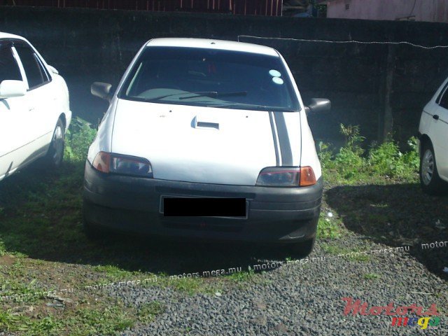 1998' Fiat Punto photo #1