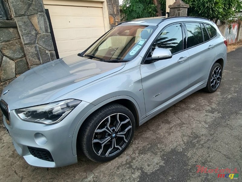 2017' BMW X1 X1 SDRIVE 18i photo #2