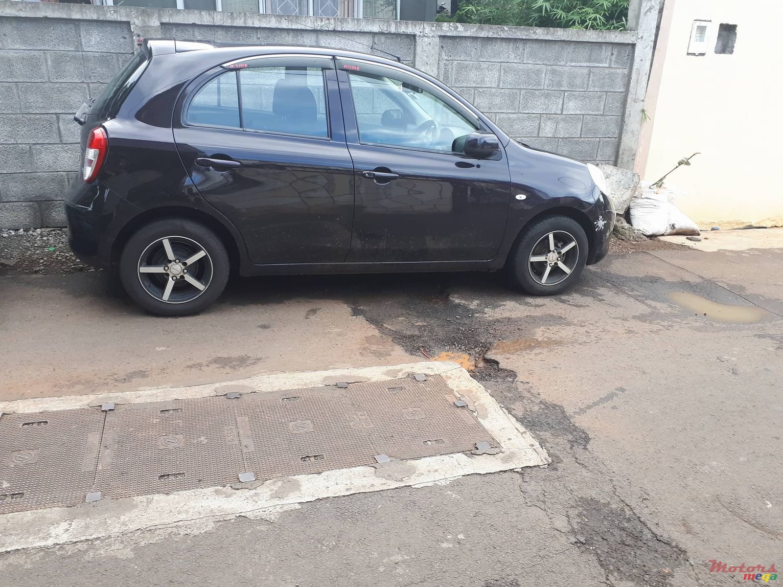 2012' Nissan March photo #3