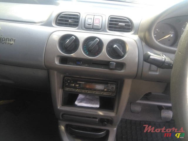 1998' Nissan March photo #4