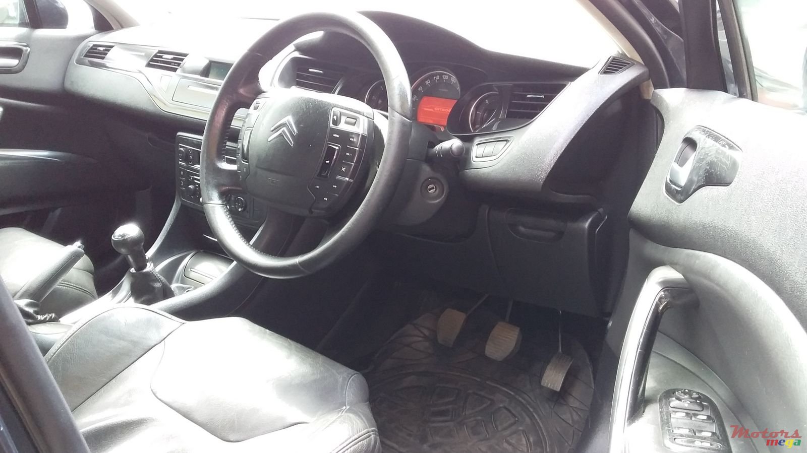 2009' Citroen C5 photo #4