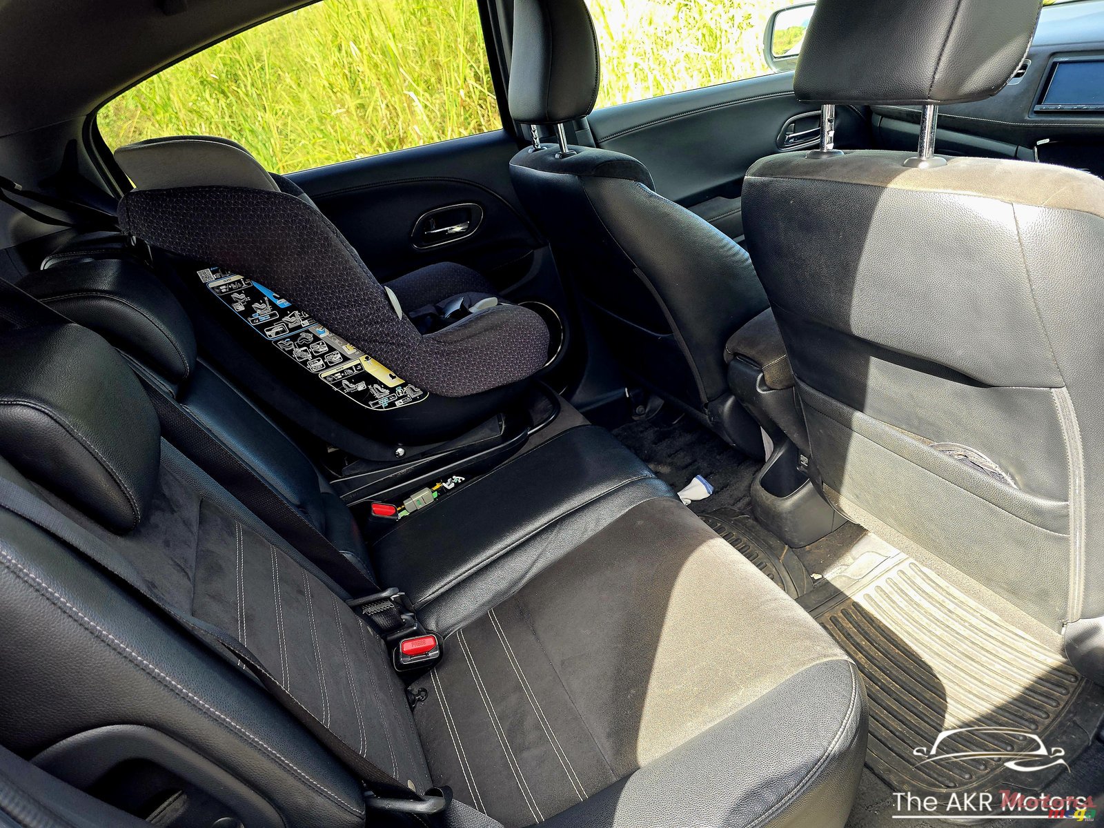 2016' Honda Vezel RS photo #6