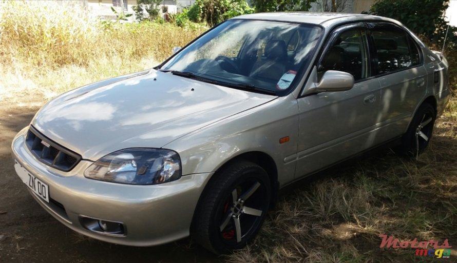 2000' Honda Civic 3 stage VTEC photo #2
